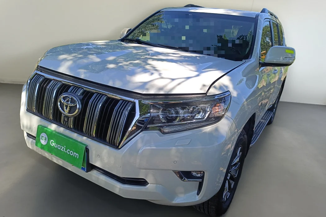 Toyota Prado 2018 3.5L automatic VX NAVI