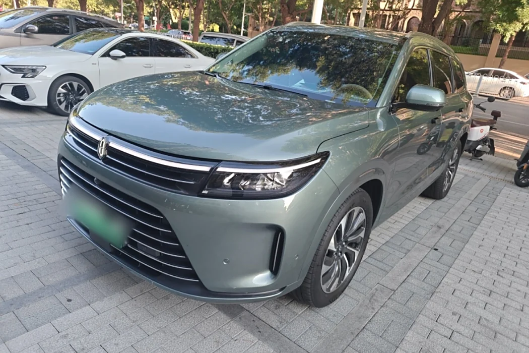 Hongmeng Zhixing Wenjie M7 2024 1.5T Rear Drive Plus Version 5 Seats