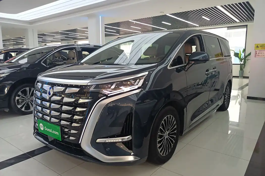 Denza D9 2022 DM-i 970 four-wheel drive flagship model