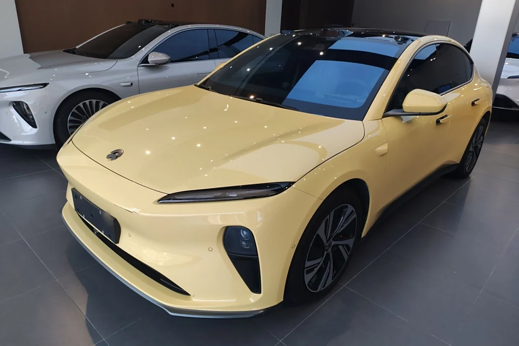 Azera ET5 2022 75kWh