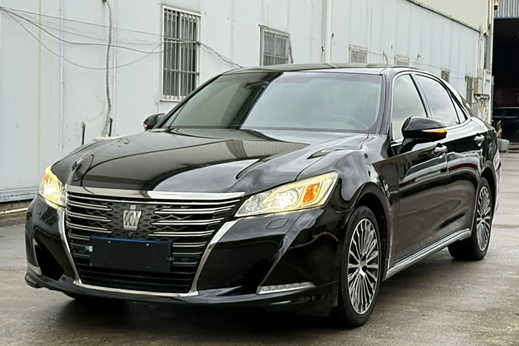Toyota Crown 2018 2.0T Sports Edition