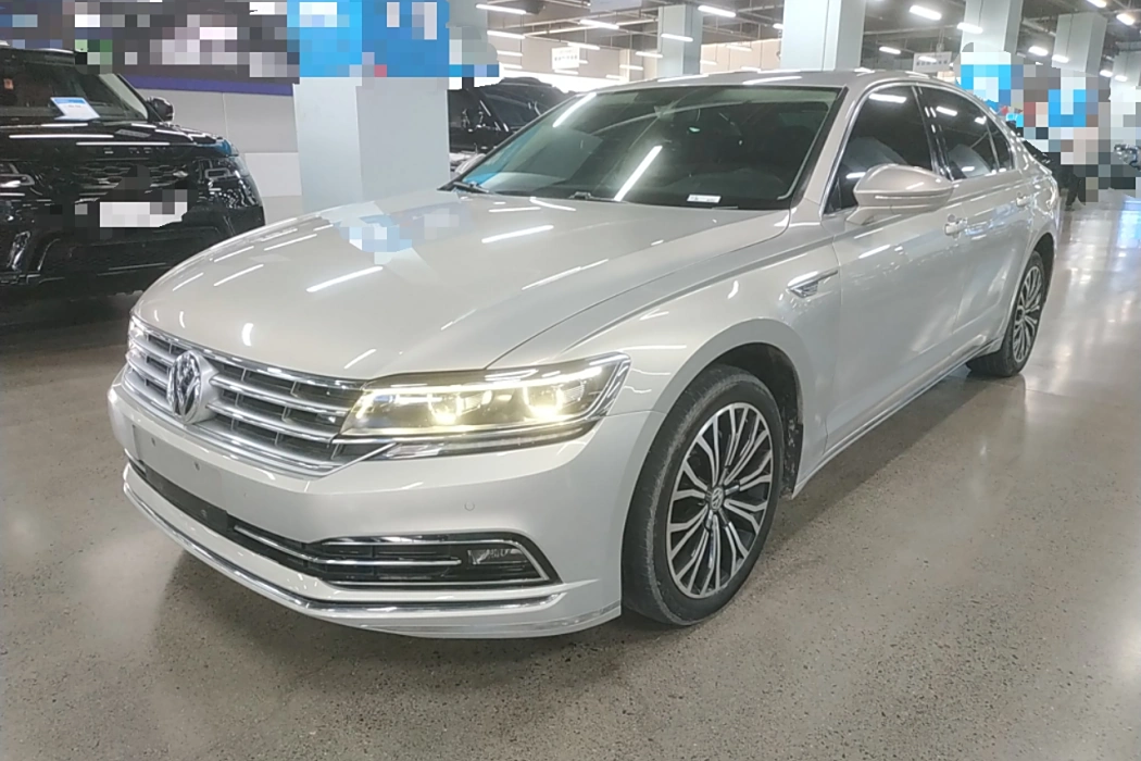 Volkswagen Huiang 2018 facelift 380TSI two-wheel drive business edition