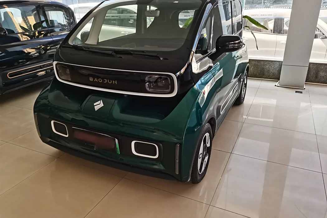 Baojun KiWi EV 2021 Artist Lithium Ternary