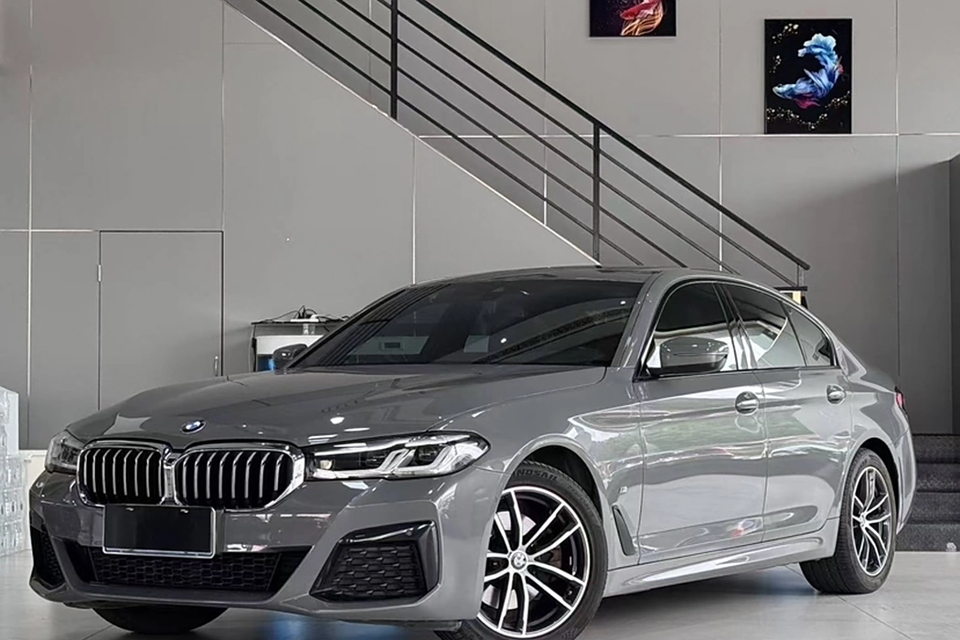 BMW 5 Series (Import) 2021 525i M Sport Package