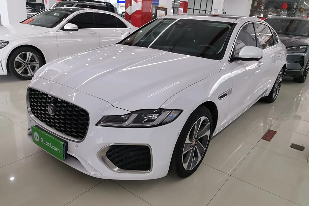 Jaguar XFL 2022 XFL 2.0 T P200 two-wheel drive Elite Deluxe Edition