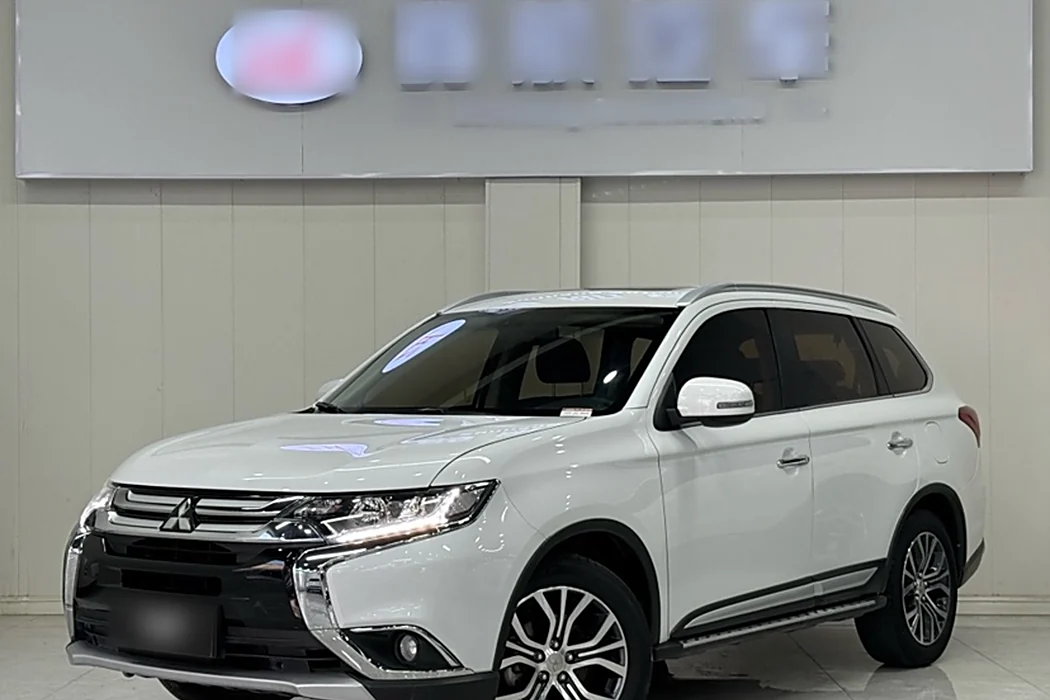 Mitsubishi Outlander 2018 2.4L four-wheel drive Elite Edition 5-seater