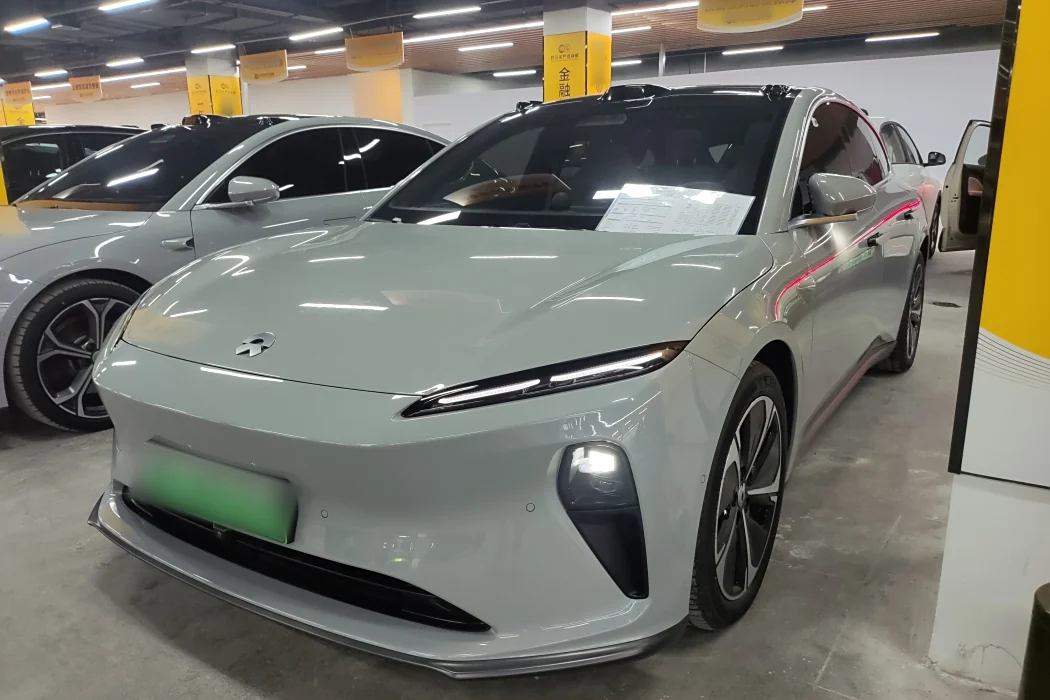 Nio ET5T 2024 model 75kWh Touring