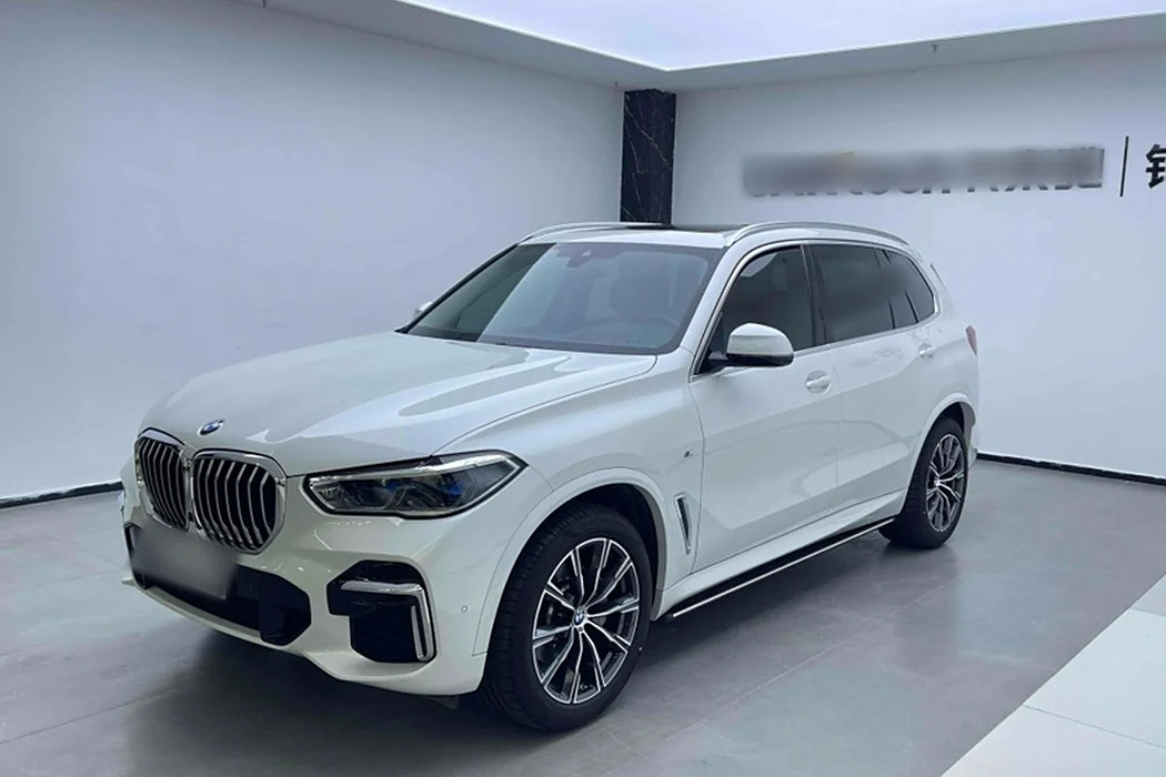BMW X5 2022 xDrive 30Li Premium M Sport Package