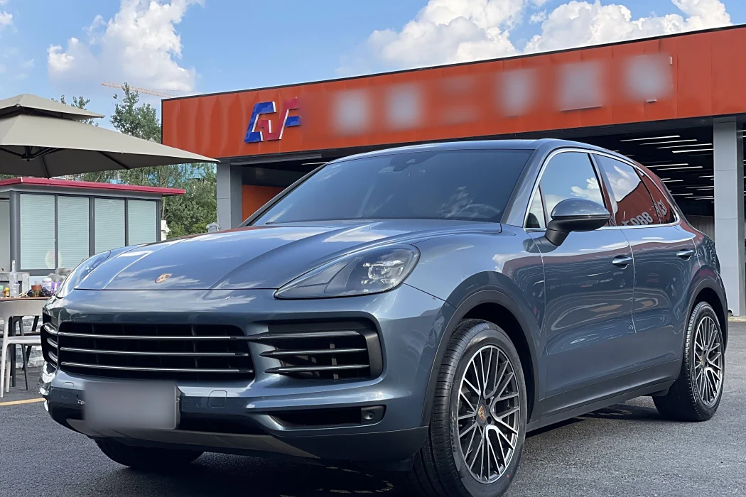 Porsche 2018 Cayenne 3.0T