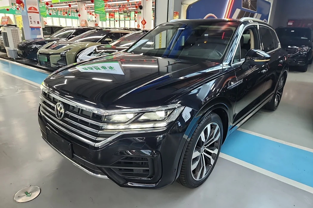 Volkswagen Touareg 2019 Model 3.0 TSI Ruizhi Edition Country VI
