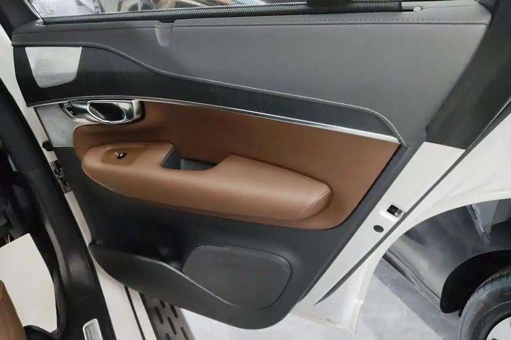 Фото машины 24