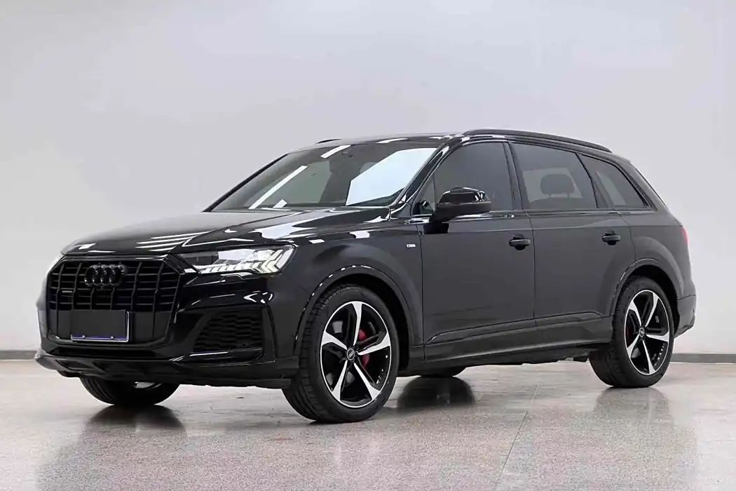 Audi Q7 2022 model 55 TFSI quattro S line ice and snow sports edition