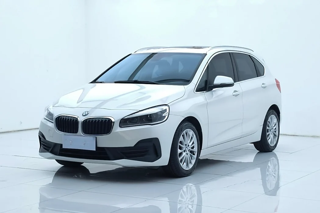 BMW 2 Series Wagon 2019 218i Leader