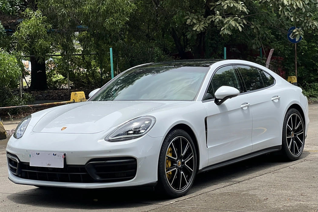 Porsche 2022 Panamera 2.9T
