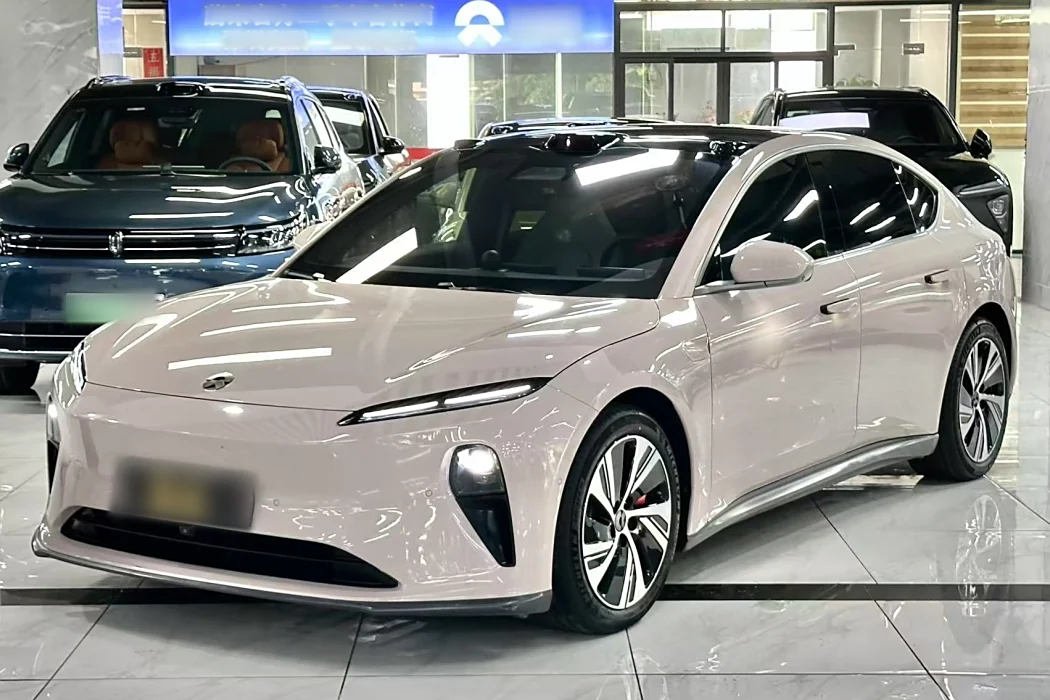 Azera ET5 2022 100kWh