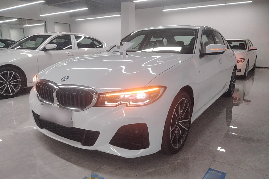 BMW 3 Series 2022 Modified 325Li M Sport Package