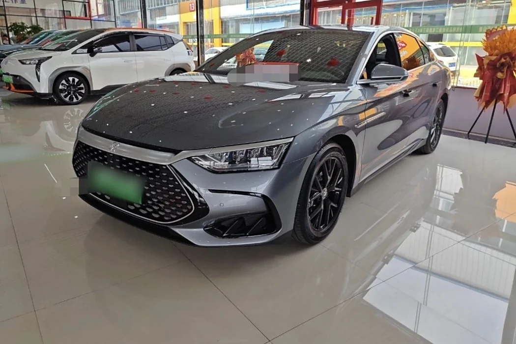 BYD Han 2024 DM-i Glory Edition 121KM Premium Type