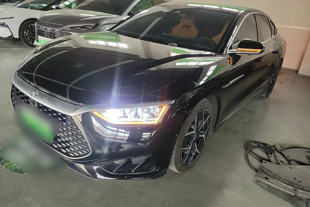 BYD Han 2022 DM-i 242KM flagship model