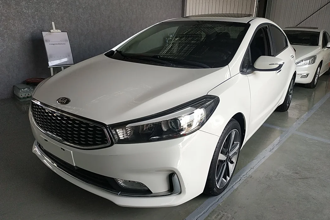 Kia K3 2017 1.6L automatic 15th Anniversary Special Edition GLS