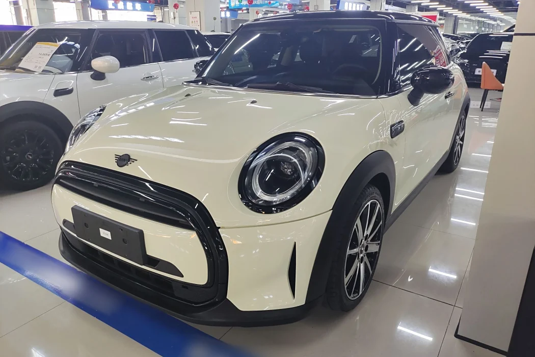 MINI 2022 1.5T COOPER Artist