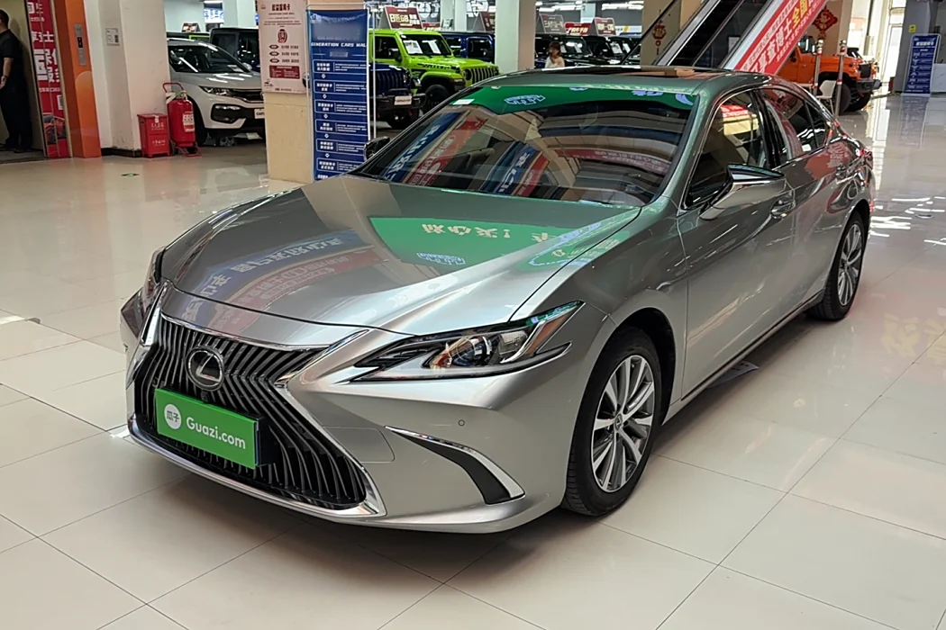 Lexus ES 2020 Model 200 Excellent Edition