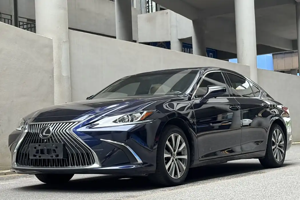 Lexus ES 2020 Model 200 Excellent Edition