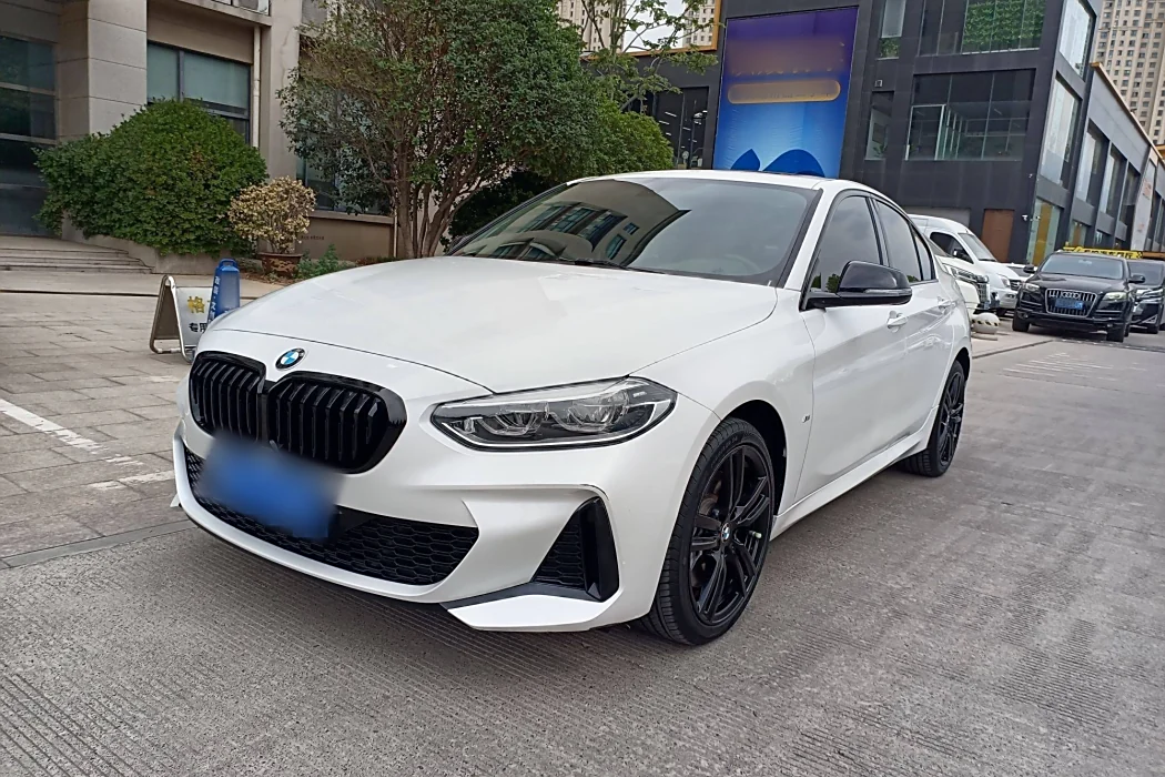 BMW 1 Series 2023 125i M Sport Obsidian Night Edition