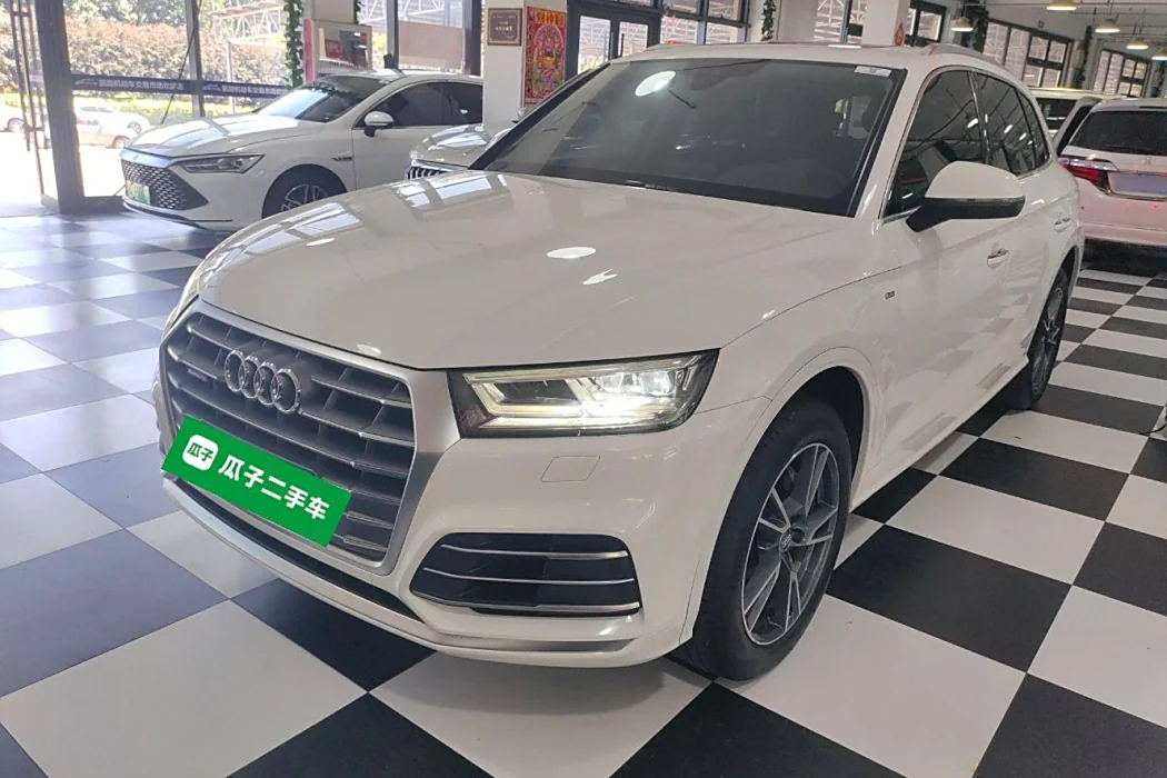Audi Q5L 2020 facelift 40 TFSI Glory Style