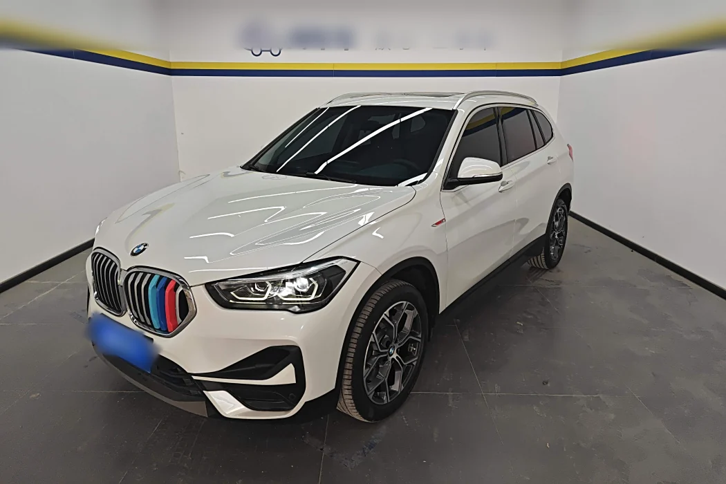 BMW X1 2022 sDrive25Li Leader