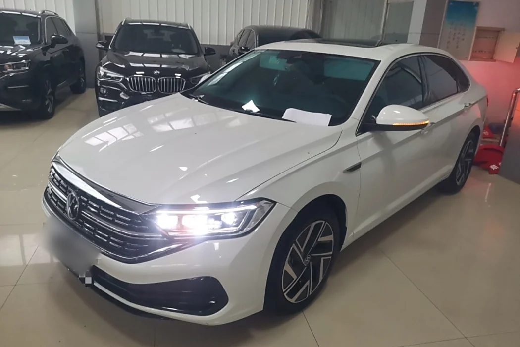 Volkswagen Sagitar 2023 300TSI DSG Beyond Edition