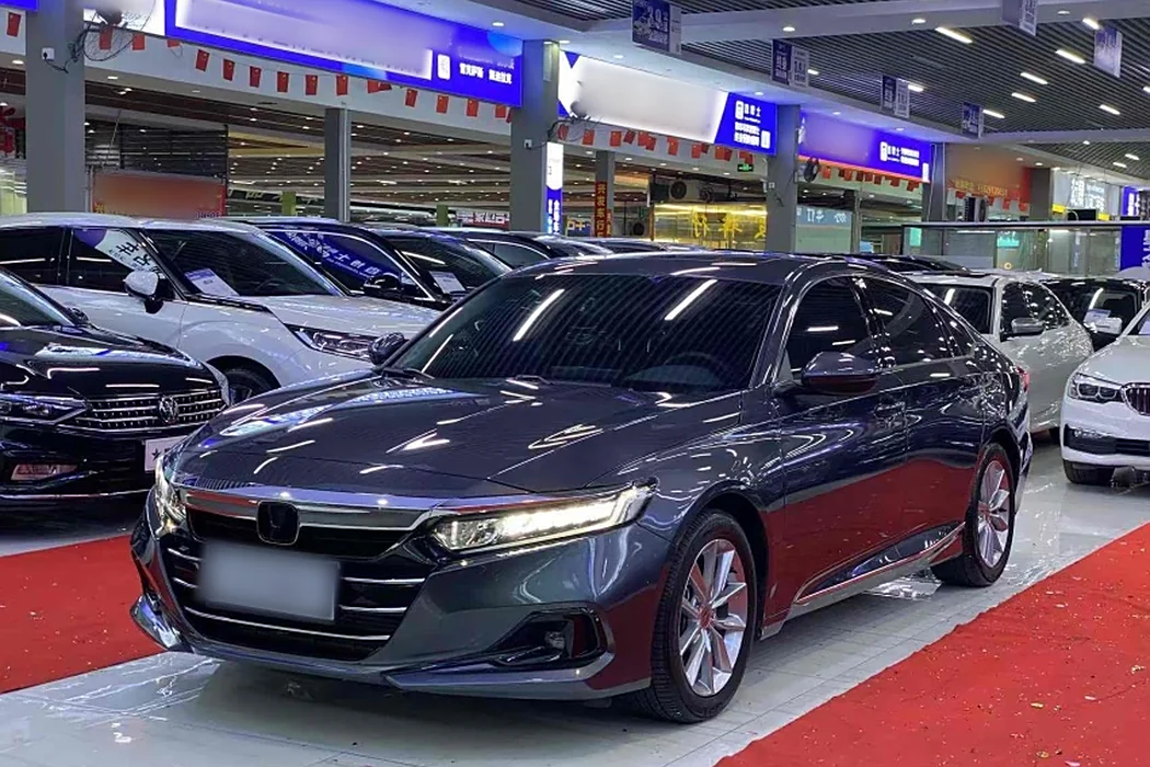 Honda Accord 2022 260TURBO Deluxe Edition