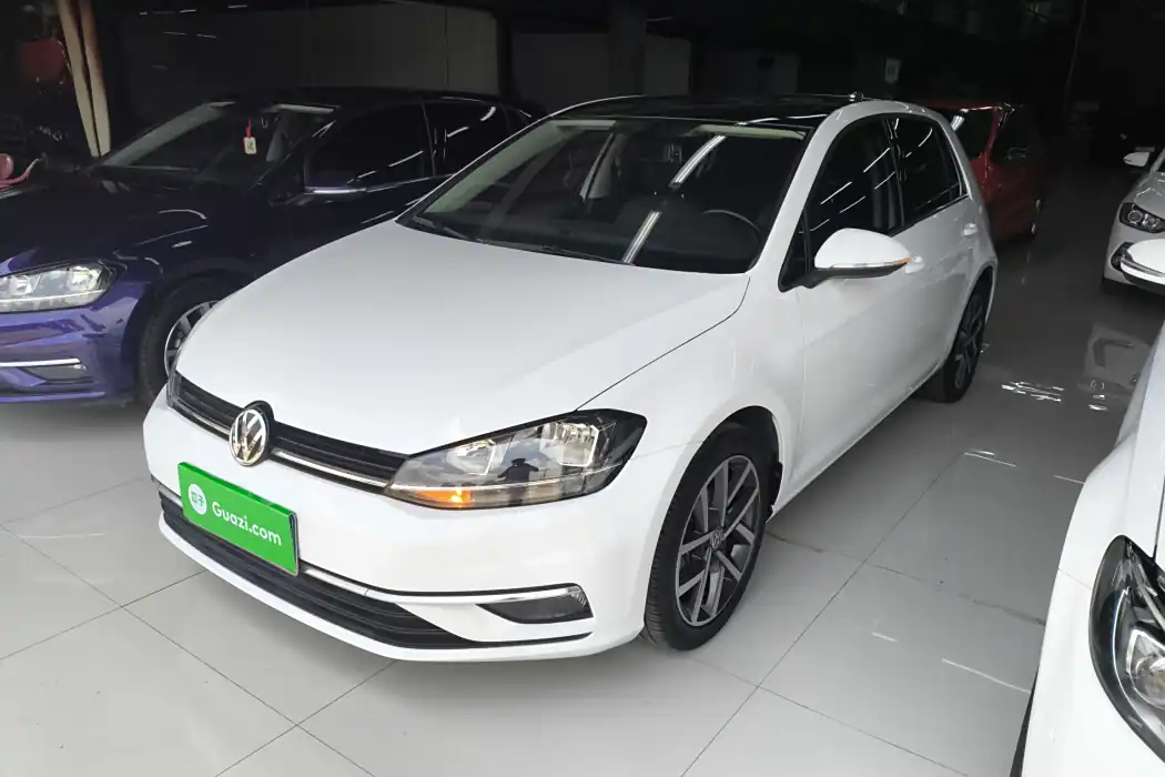 Volkswagen Golf 2020 Premium Version 280TSI DSG Comfort Type