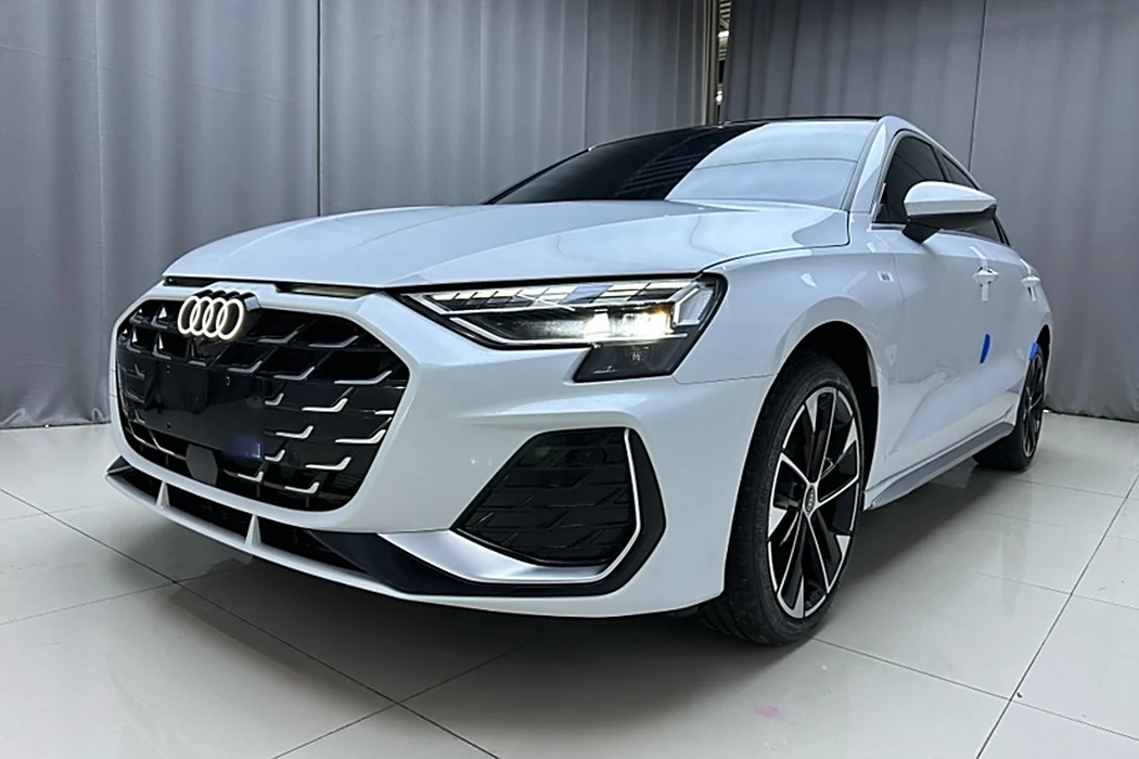 Audi A3 2025 A3L Sedan 35TFSI Flying Spur Exclusive Type