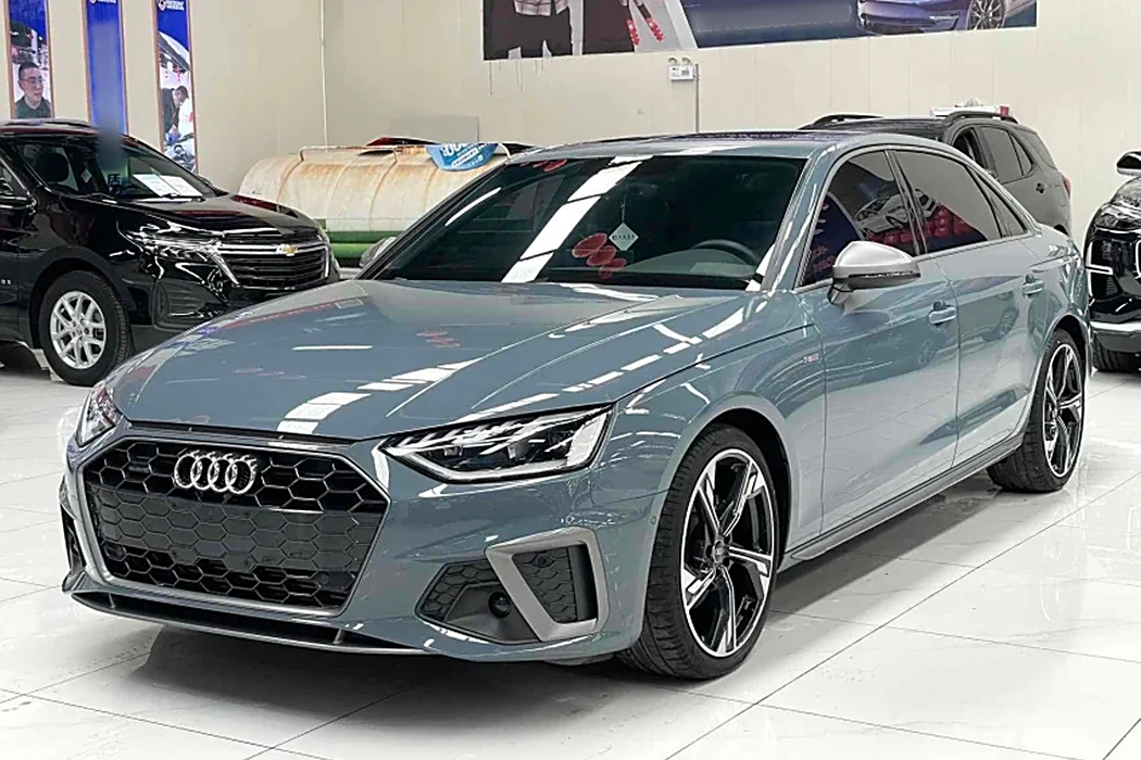 Audi A4L 2022 40 TFSI quattro RS package combustion model