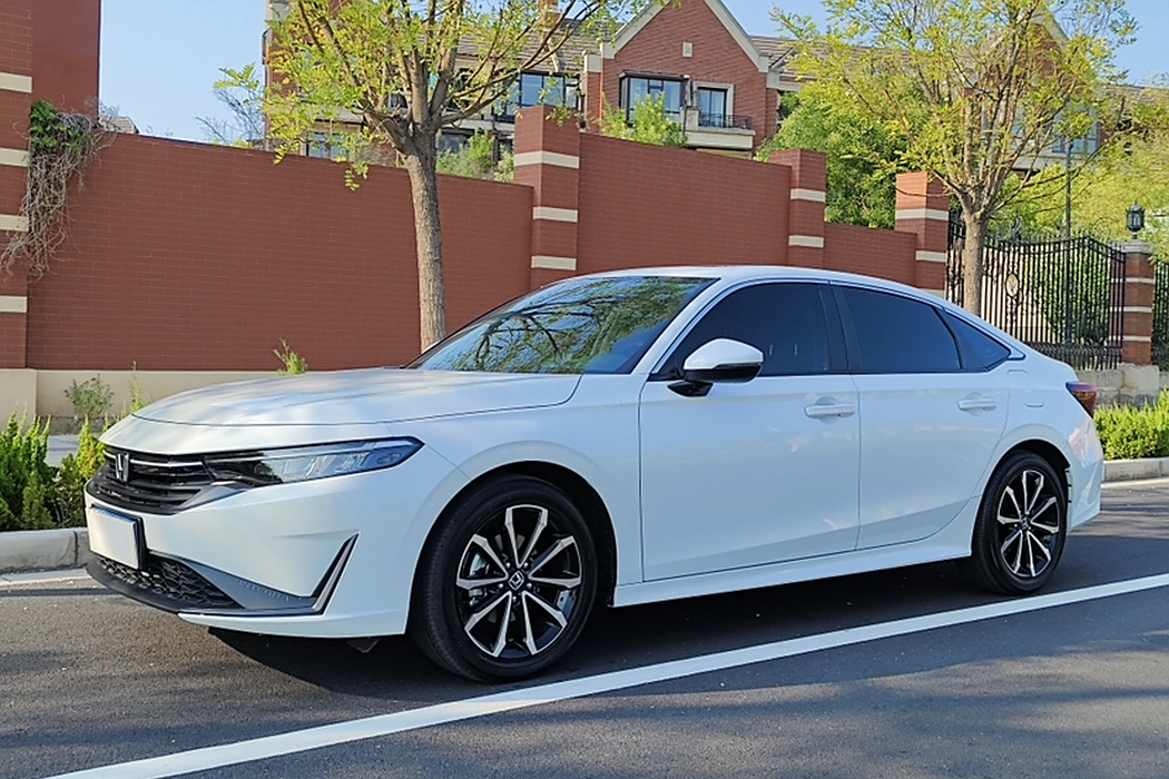 Honda style 2025 240TURBO CVT Technology Edition