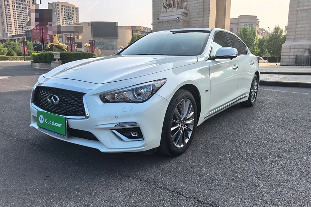 Infiniti Q50L 2021 2.0T Escape Edition