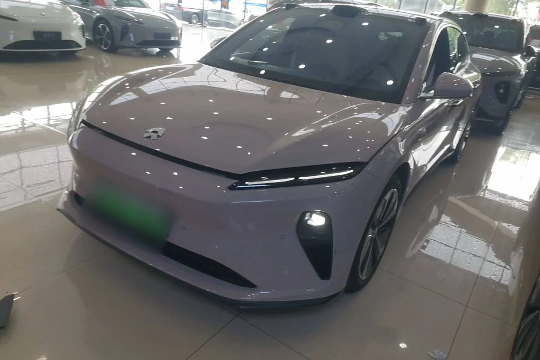 Nio ET5T 2024 model 75kWh Touring