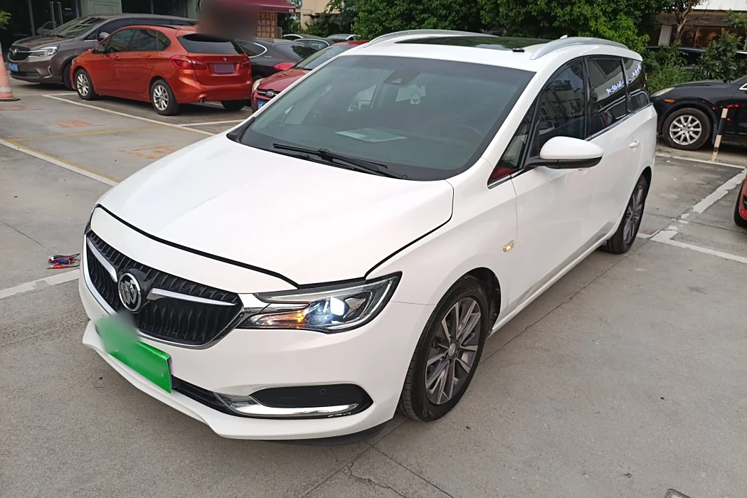 Buick GL6 2021 323T Light Hybrid Connected Premium