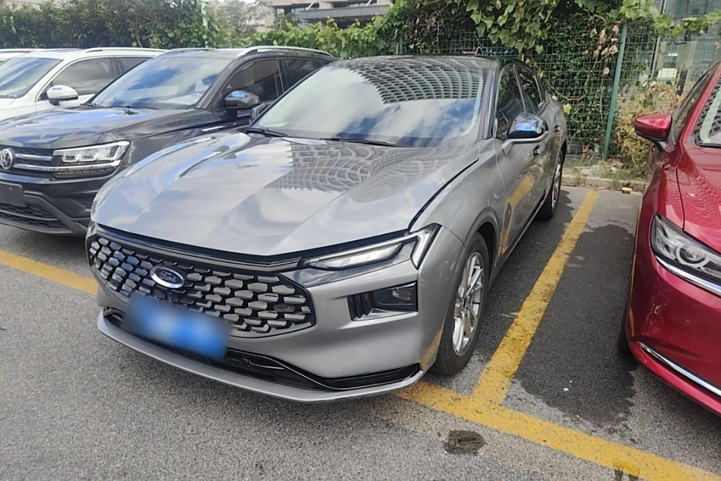 Ford Mondeo 2022 facelift EcoBoost 245 Luxury