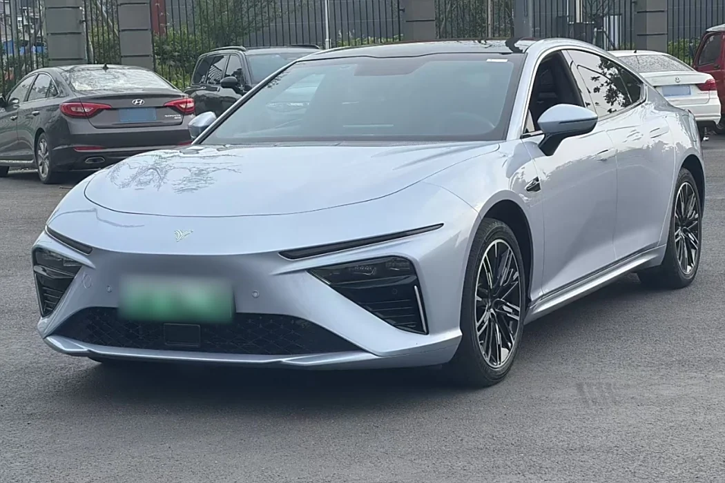 Nezha Automobile Nezha S 2024 Extended Range 1060 Lite Version