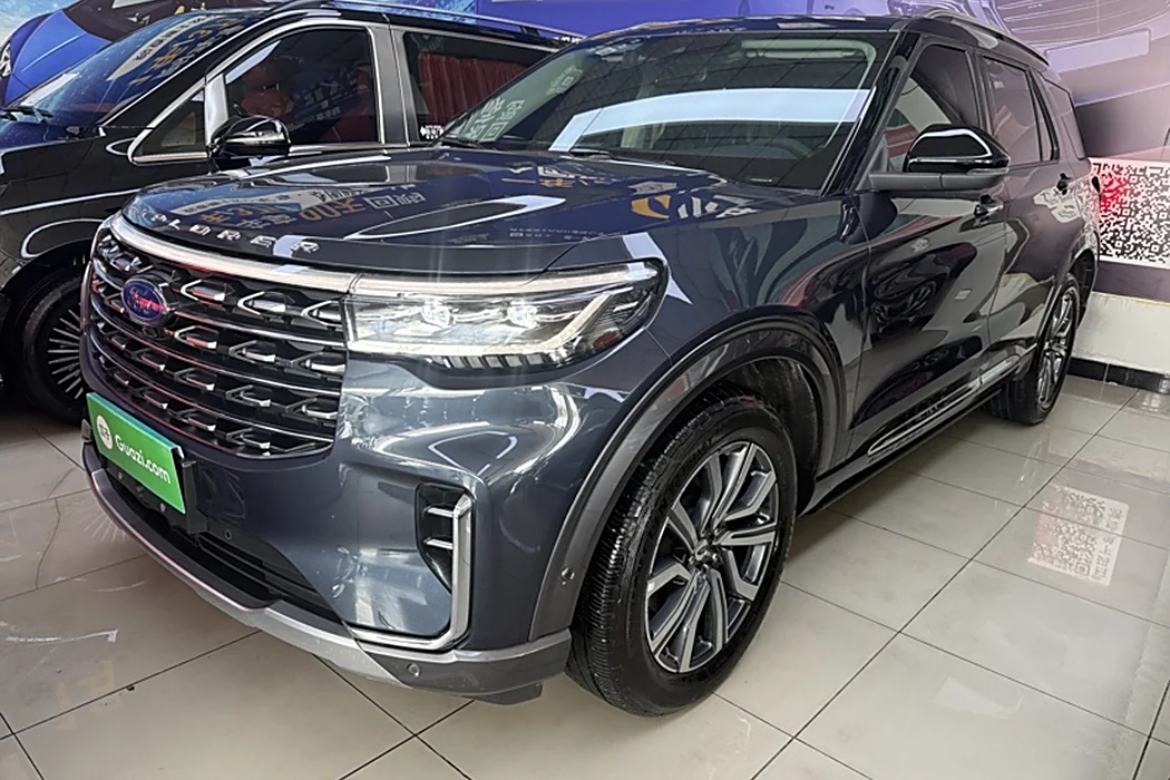 Ford Explorer 2023 EcoBoost 285 four-wheel drive titanium version 6-seater