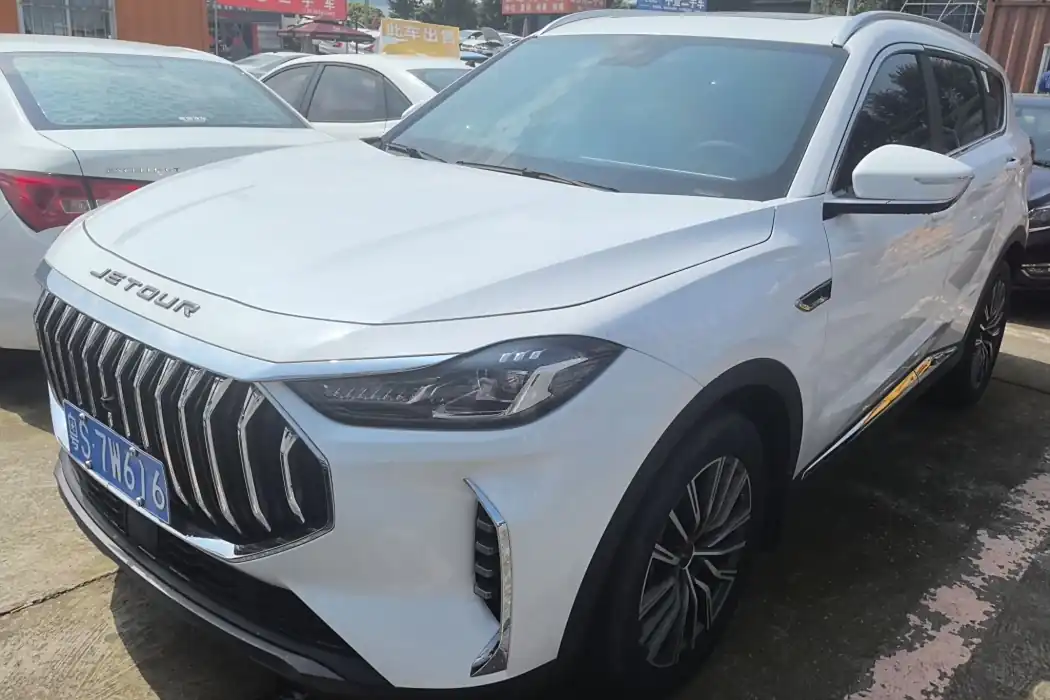 Jietu X70 PLUS 2023 1.5T DCT Brave PLUS 5 seats