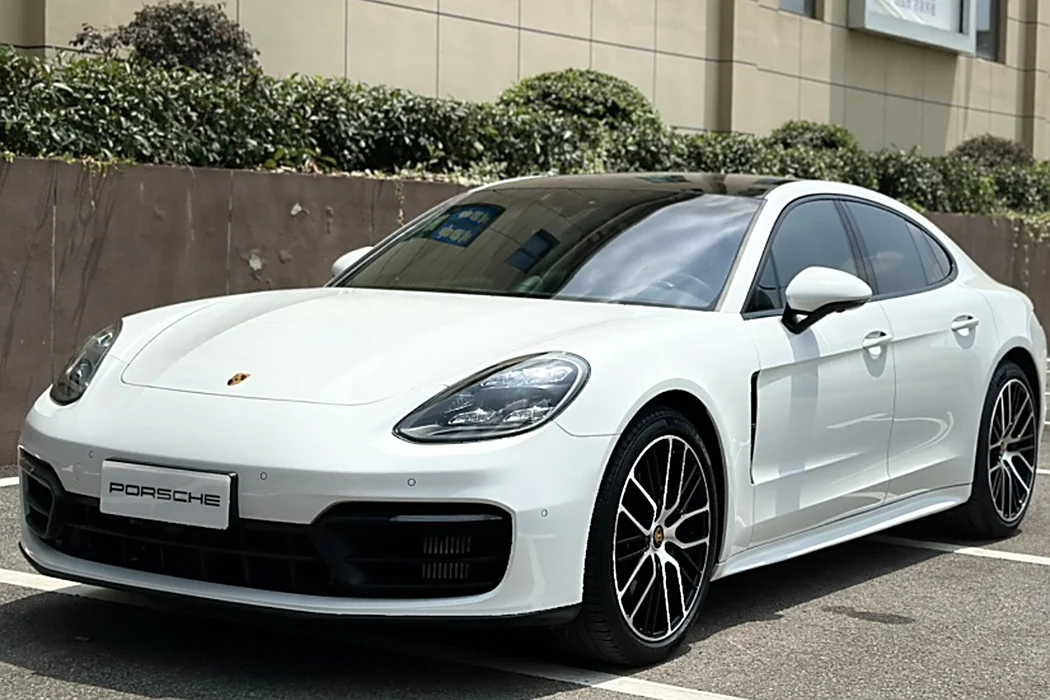 Porsche 2023 Panamera 2.9T