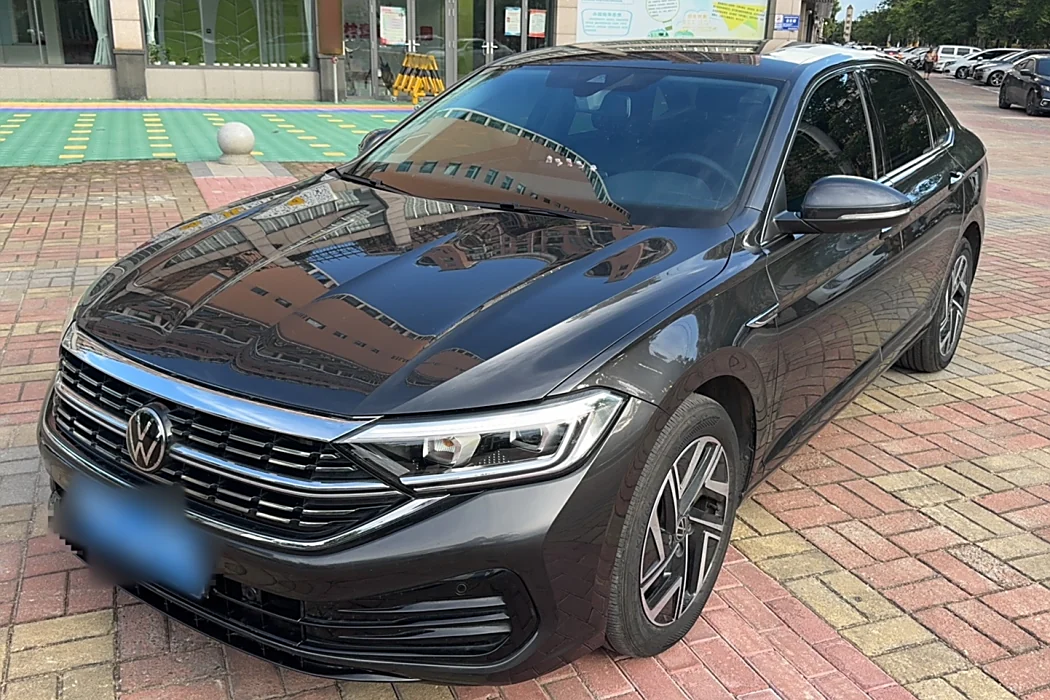 Volkswagen Sagitar 2023 300TSI DSG Beyond Edition