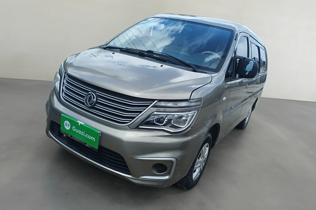 Dongfeng Popular Lingzhi 2019 M5L 1.6L 7-seater basic National VI