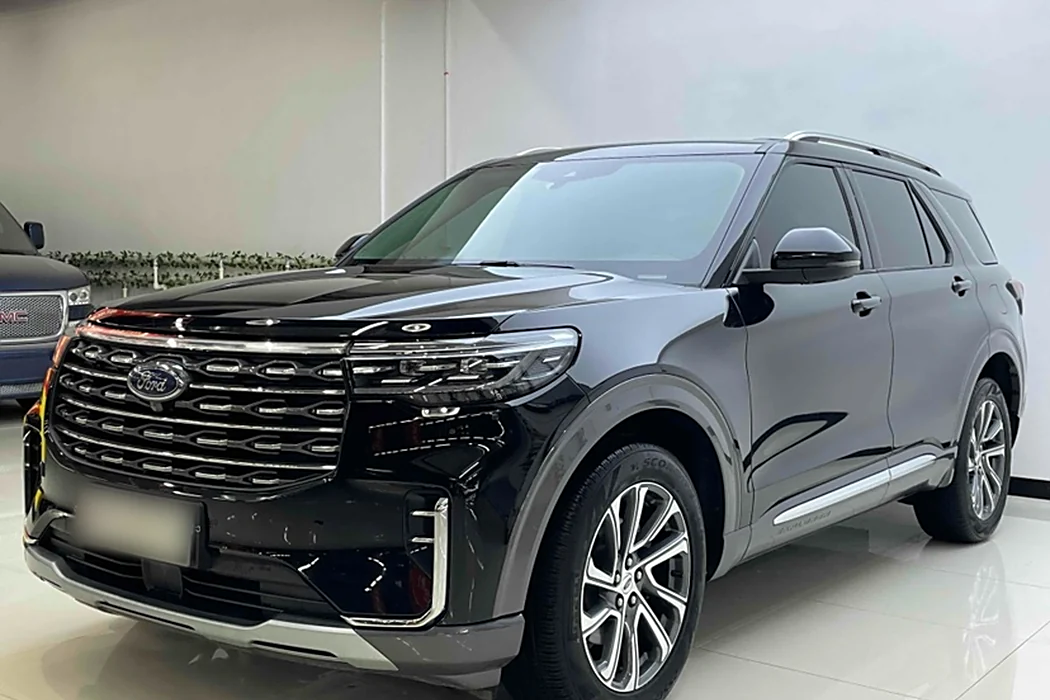 Ford Explorer 2023 EcoBoost 285 four-wheel drive fashion plus version 6-seater