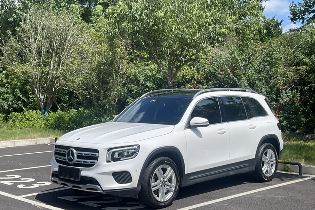 Mercedes-Benz GLB 2022 facelift two GLB 200 fashion type