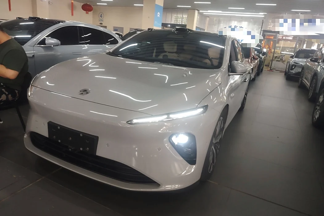 Nio ET7 2022 100kWh first version