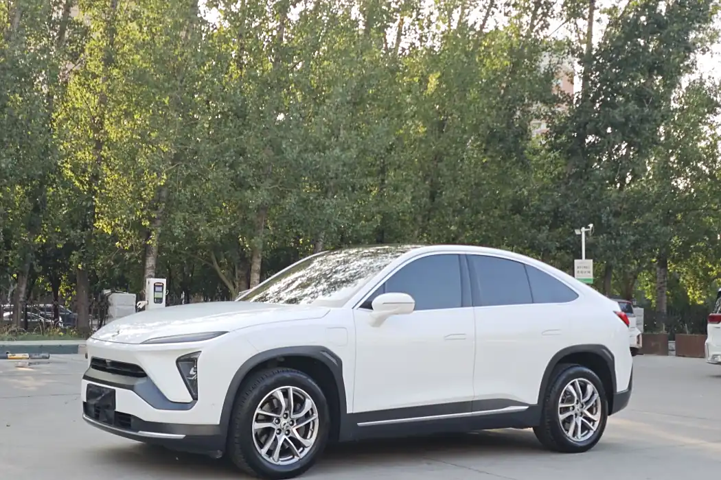 Azera EC6 2020 465KM Sport Edition