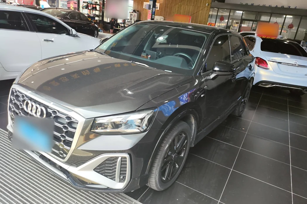 Audi Q2L 2022 35 TFSI Progressive Dynamic